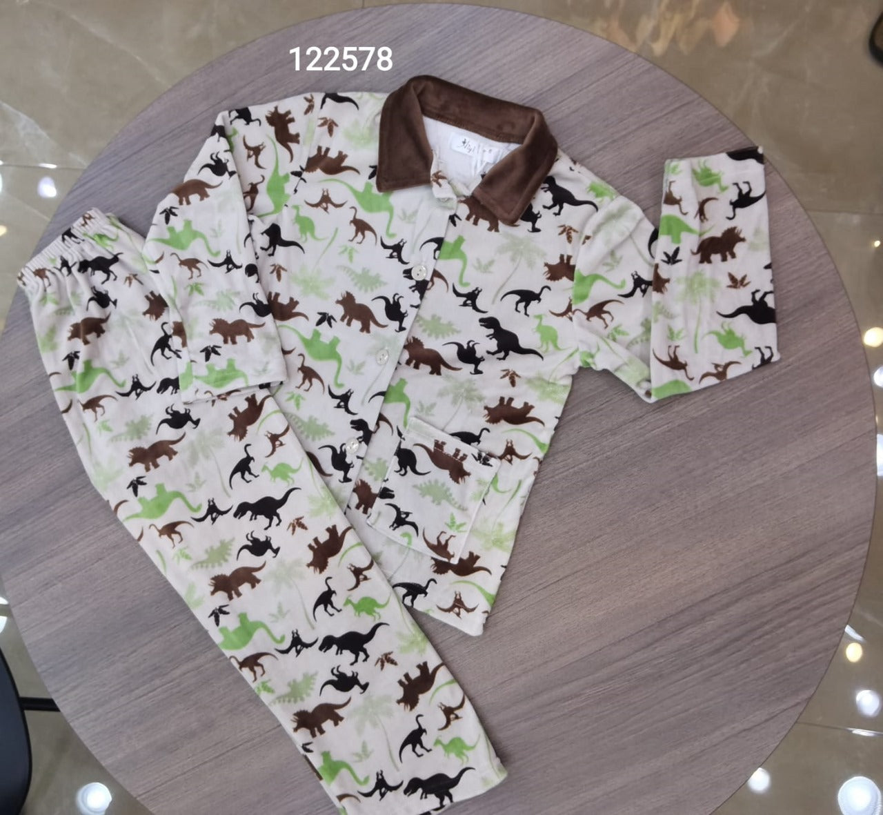 Boys' velvet pajamas with buttons